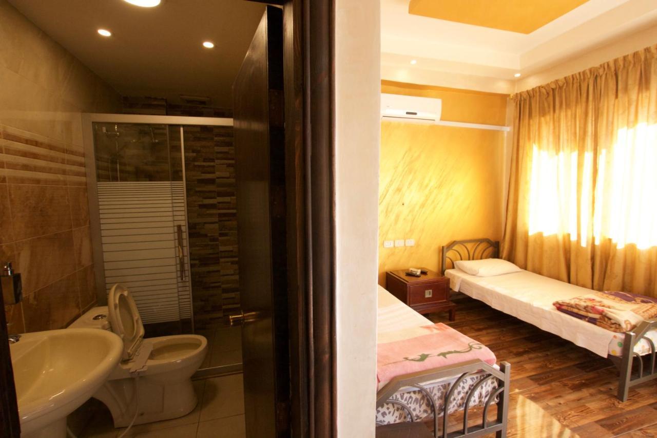 Erasmus Student House By Sunrise Hostel Amman Buitenkant foto