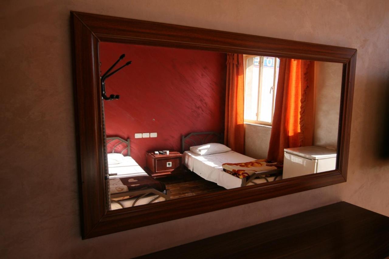 Erasmus Student House By Sunrise Hostel Amman Buitenkant foto