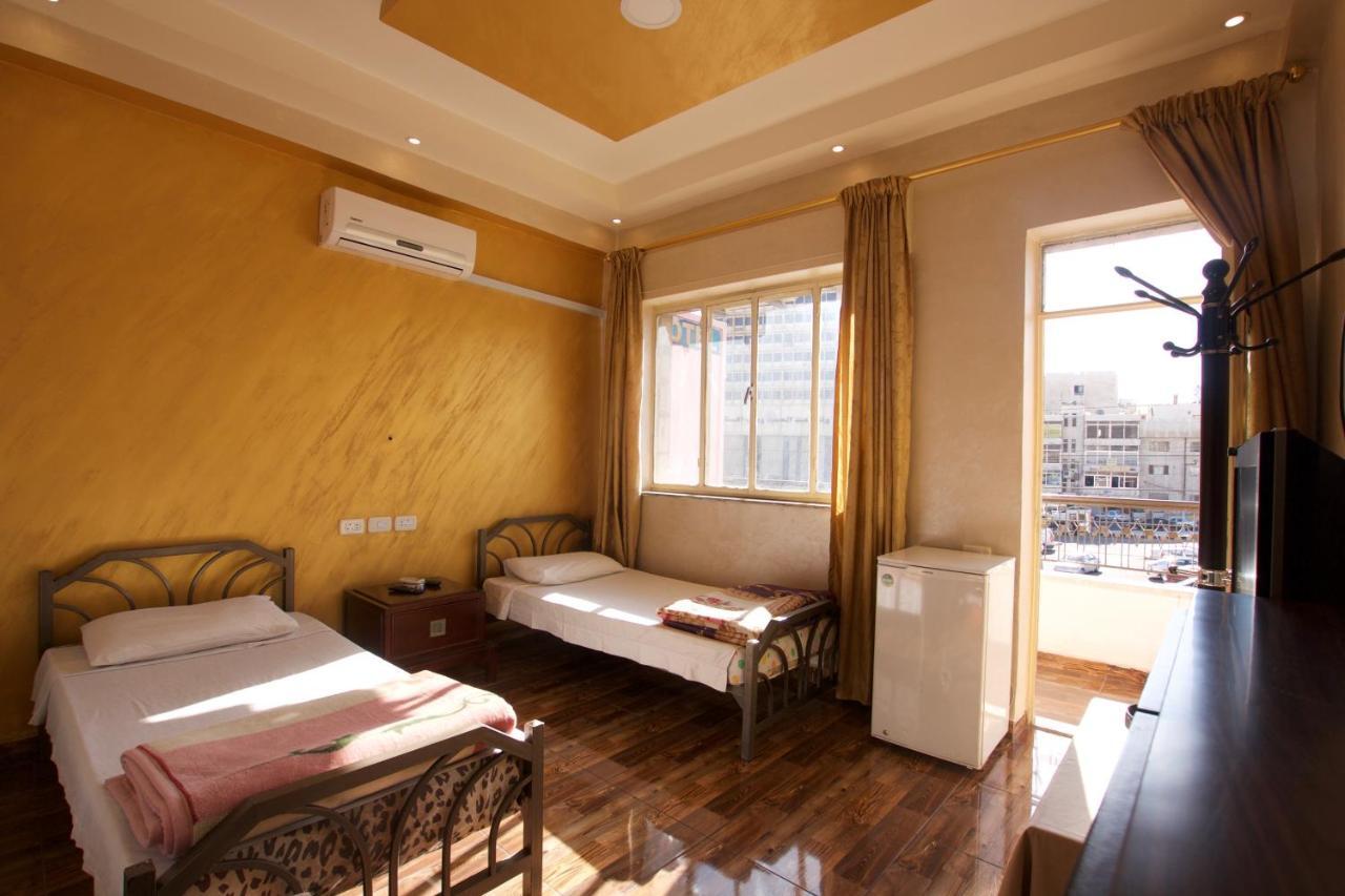 Erasmus Student House By Sunrise Hostel Amman Buitenkant foto