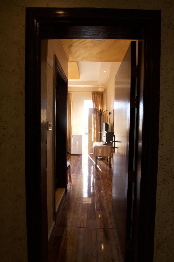 Erasmus Student House By Sunrise Hostel Amman Buitenkant foto